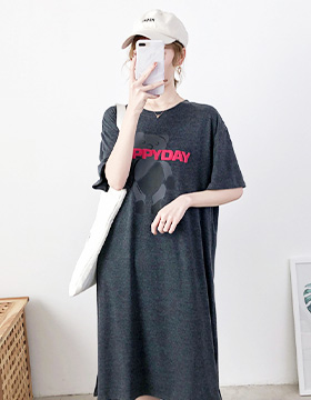 670899 哺乳衣 小熊印圖發泡膠印字母棉質側開洋裝 NT.550